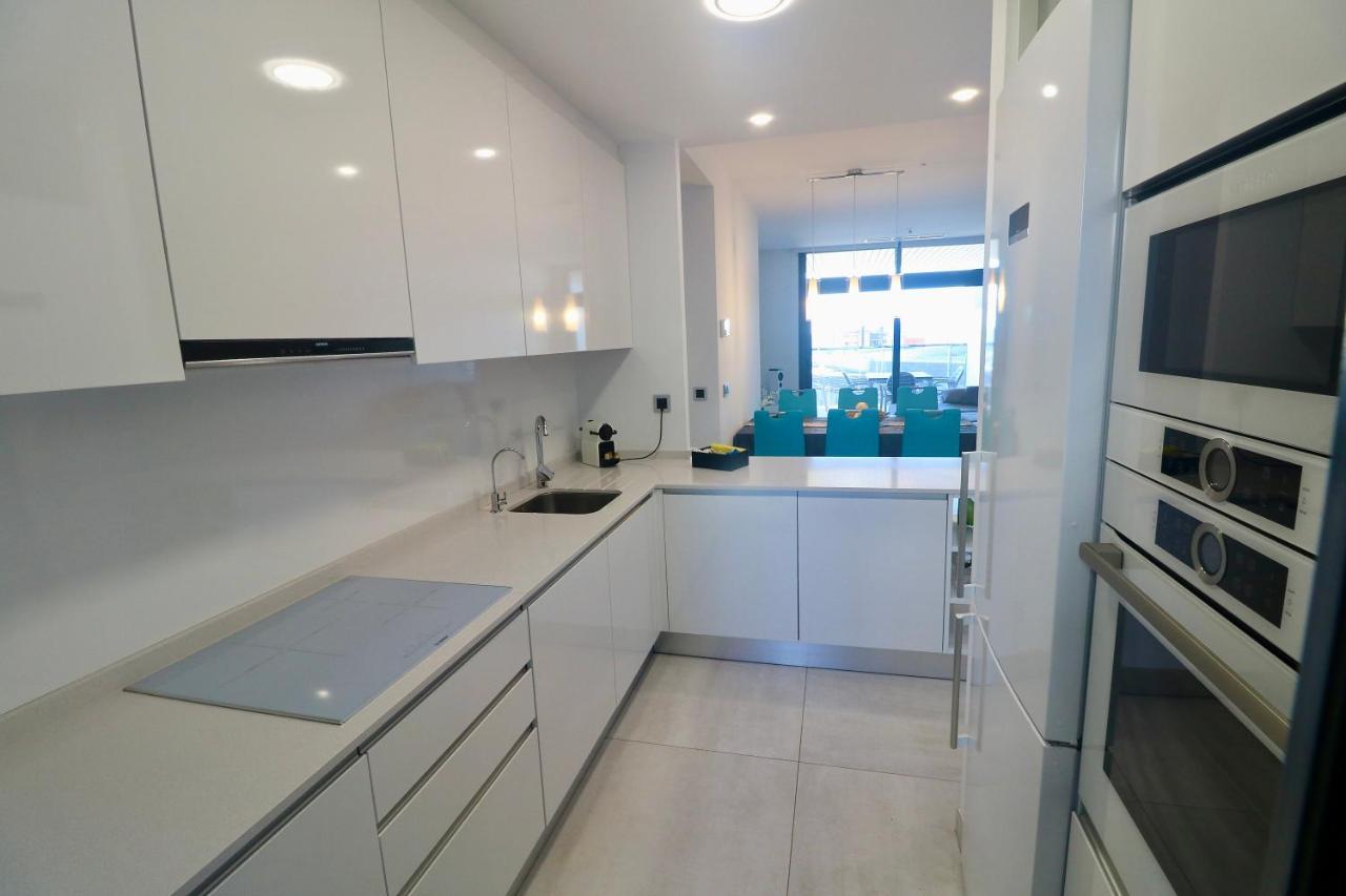 Sunset Waves Apartment By Sunny Holidays Delux Benidorm Bagian luar foto