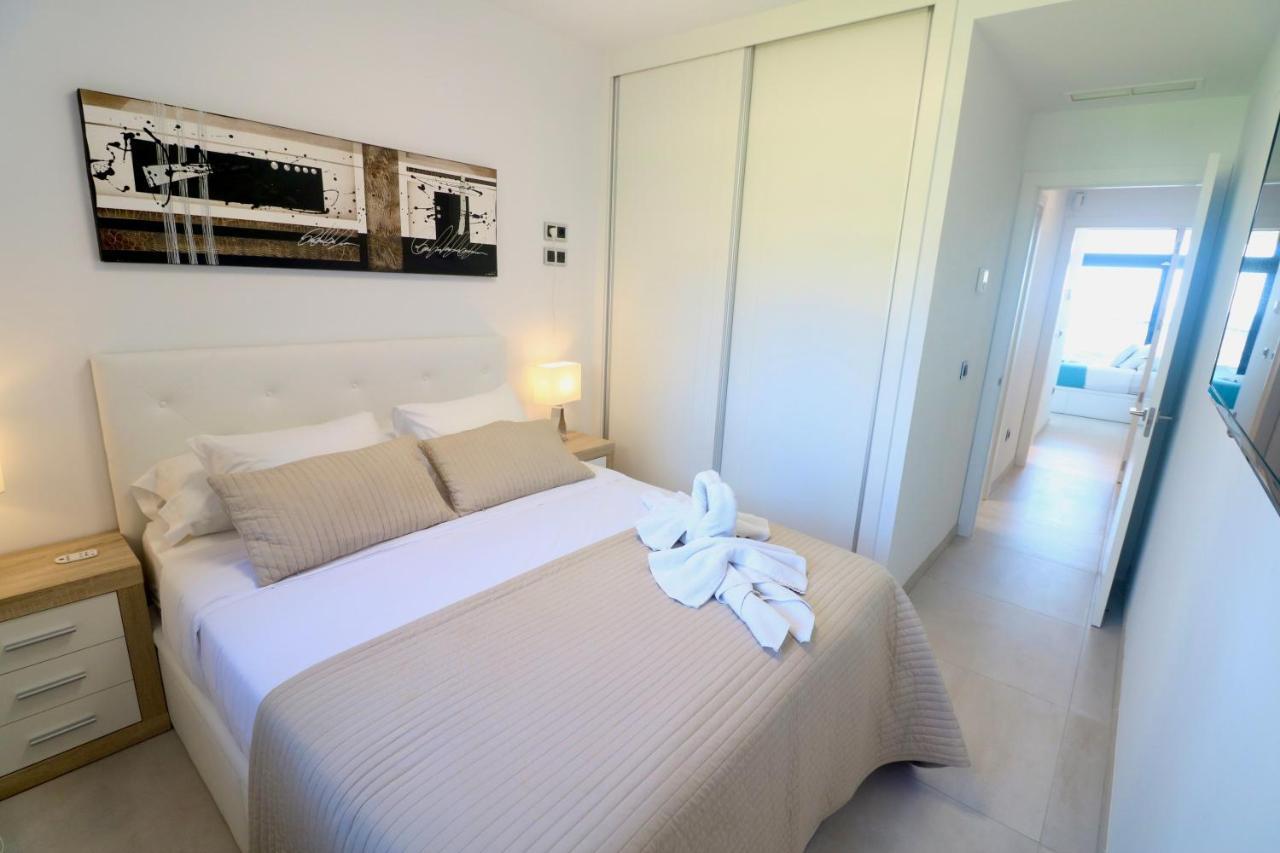 Sunset Waves Apartment By Sunny Holidays Delux Benidorm Bagian luar foto